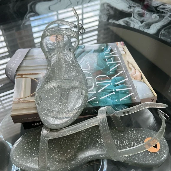 New without tags Stuart Wietzman Millie Jelly Sandals - Picture 5 of 7